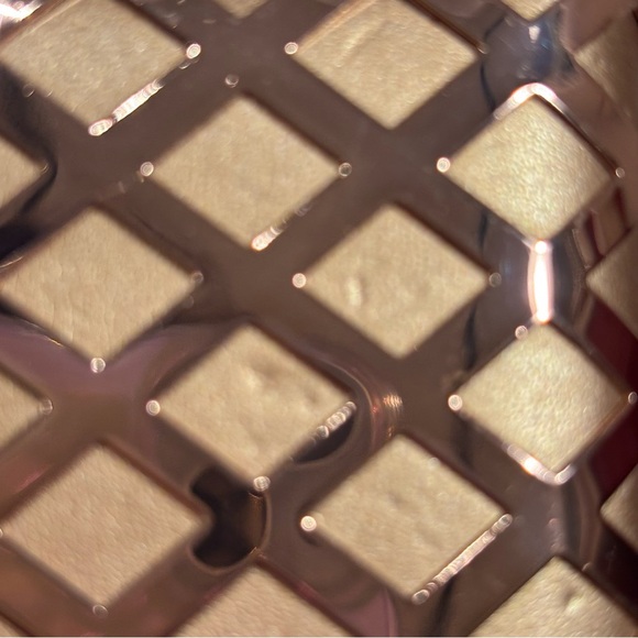 LA REGALE Cage Rose Gold Clutch Bag with a Strap To Convert to Crossbody. - Picture 13 of 13